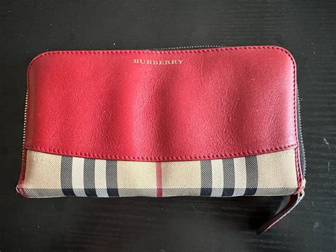 burberry portemonnaie rot